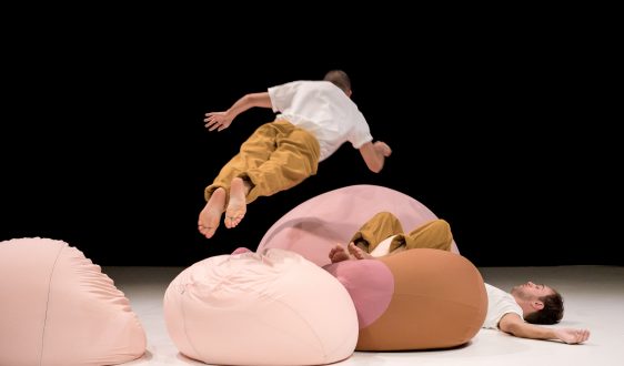 Le petit B poursuit sa tournée ! © Frédéric Iovino